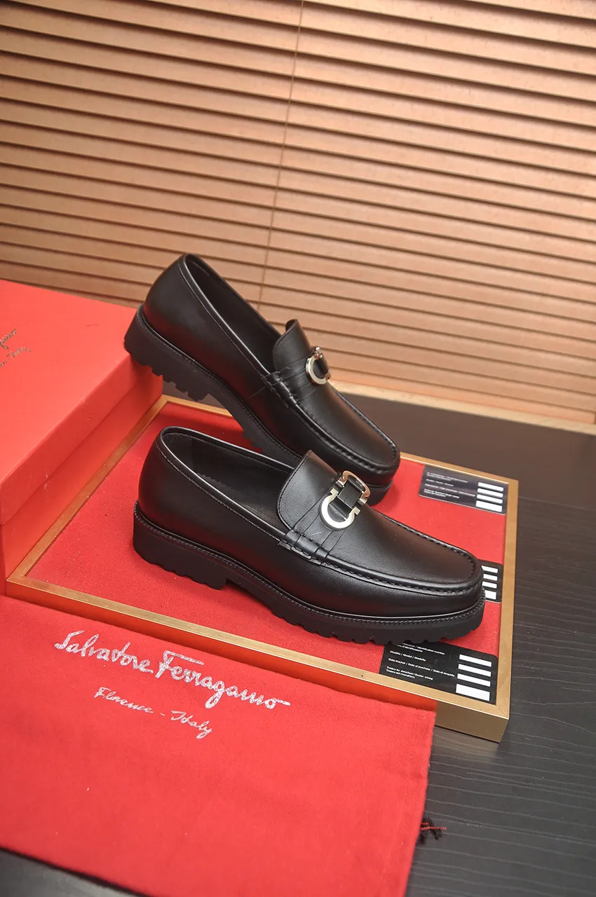 Men's Men's Shoes💰560💶[[HERMES]] (High-end Niuli) New 🍀 HERMES - top version of Ferragamo's classic casual leather shoes! Made of imported original cowhide, the inner top layer is comfortable cowhide lining! Original wear-resistant rubber outsole! High quality products! Code number 38-45 (45 customized)